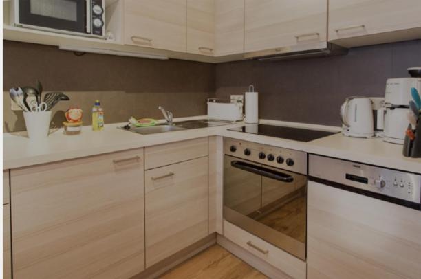 H&H Apartments Im Herzen Der Stadt Teilweise Mit Balkon Ruhig Zentral Modern Mit Kueche Greifswald Ngoại thất bức ảnh